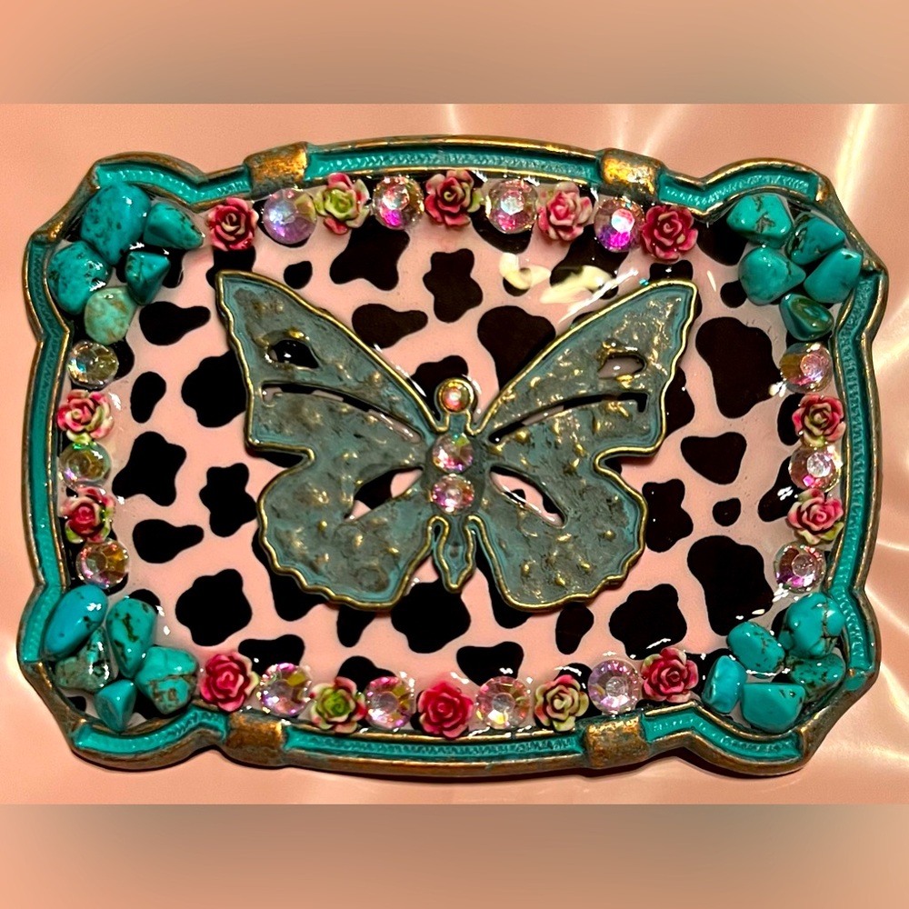 Custom made belt buckle